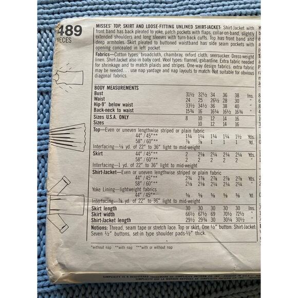 Simplicity 7489 swing skirt top pattern - Picture 4 of 5